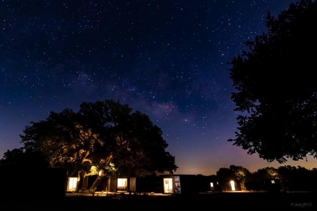 The Container Retreat @ 290 Wine Trail #10 Welcome Friends! Hye Extérieur photo